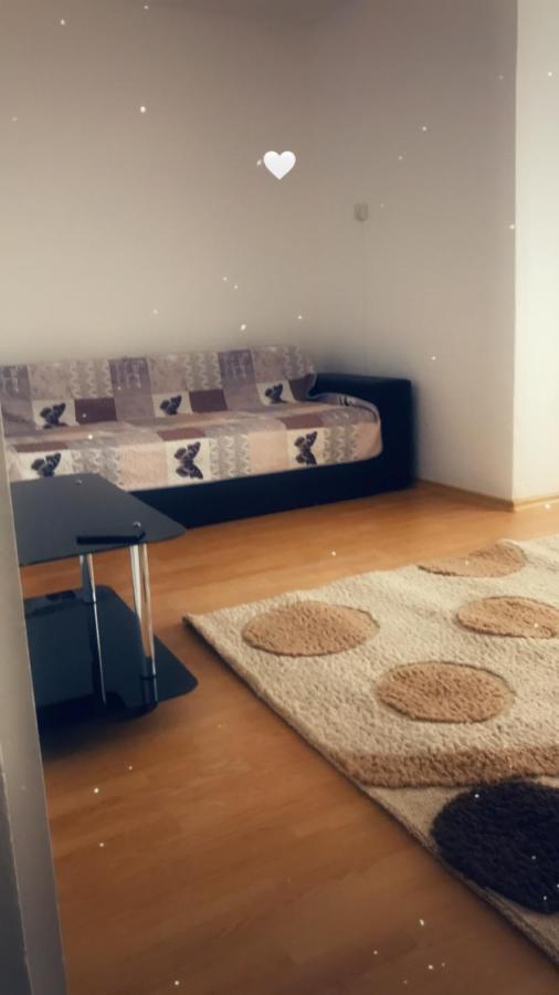 Studio In Regim Hotelier อัลบายูเลีย ภายนอก รูปภาพ